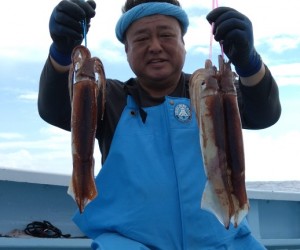 10月17日　午前船はスルメイカに出船しました！！。